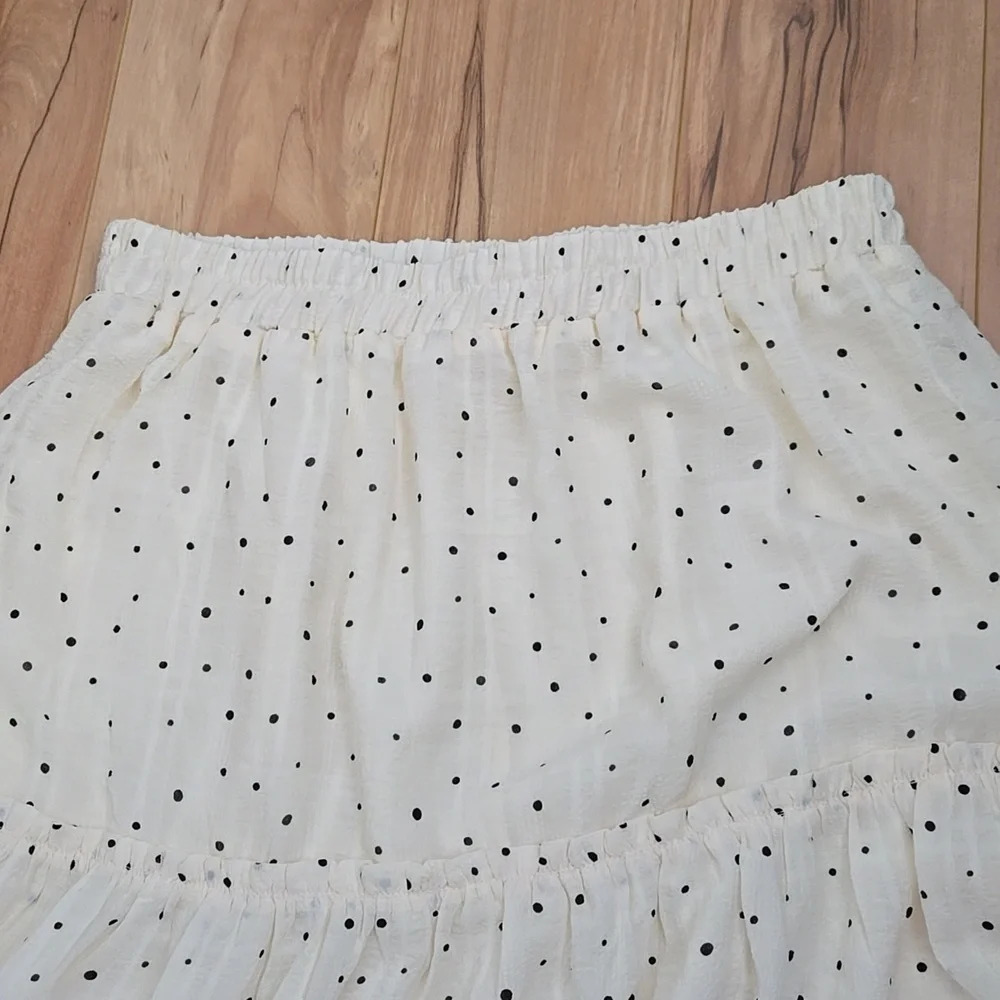 BLU PEPPER Ivory Fully Lined Skirt with Black Polka-Dots size Small - Picture 5 of 11